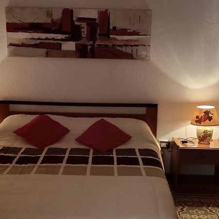 La Campidanese Iun R3640 Hotell Càbras Eksteriør bilde