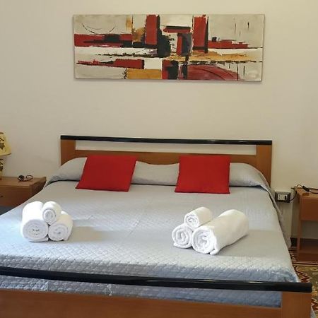 La Campidanese Iun R3640 Hotell Càbras Eksteriør bilde